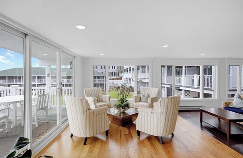 Edgartown Hotel | Charming 1-bedroom hotel in the heart of Martha's Vineyard - Oct. 20-27 2024