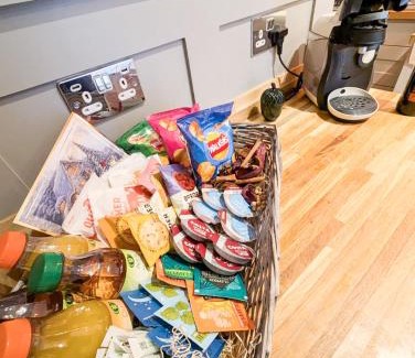 West End Apartment | Charming 1 Bedroom in Edinburgh's West End
