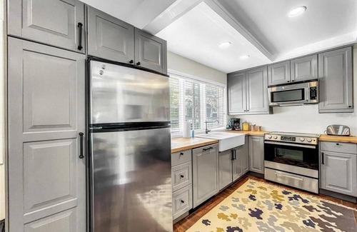 Seminole Heights Cottage | Charming 1-bedroom private guest house in historic neighborhood
