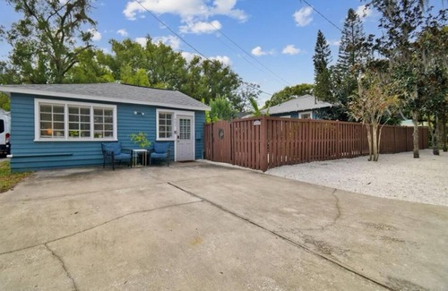 Seminole Heights Cottage | Charming 1-bedroom private guest house in historic neighborhood