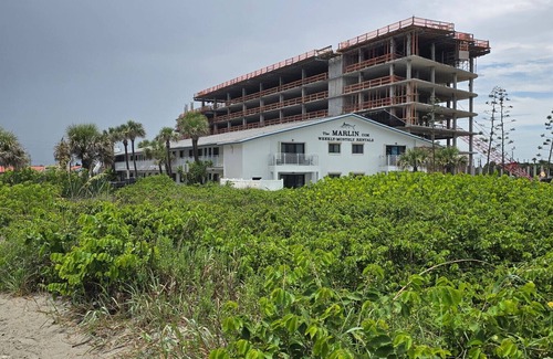 Cocoa Isles Condo | Charming 1-bedroom condo in amazing Cocoa Beach with AC