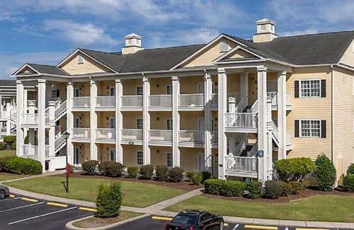 Myrtle Beach Apartment | Charming 1-bedroom apartment in amazing Myrtle Beach with WiFi, fitness room