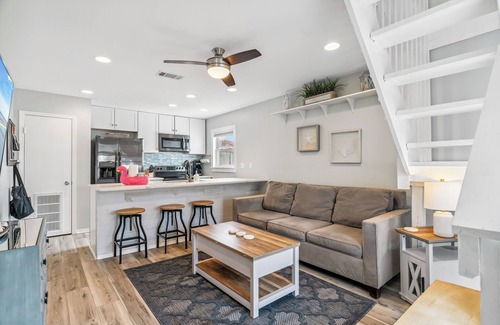Navarre Beach House | Charming 1-BR townhome on Navarre Beach with pool, AC, kitchen, and free parking
