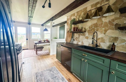 Morrisville Other | Charming 1810 farmhouse on 24 acres w/gorgeous mountain views, 2 bedrooms &WiFi