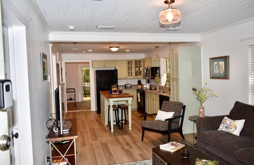 Fairhope Cottage | Charming 1930’s Cottage
