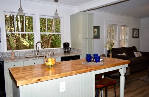 Fairhope Cottage | Charming 1930’s Cottage