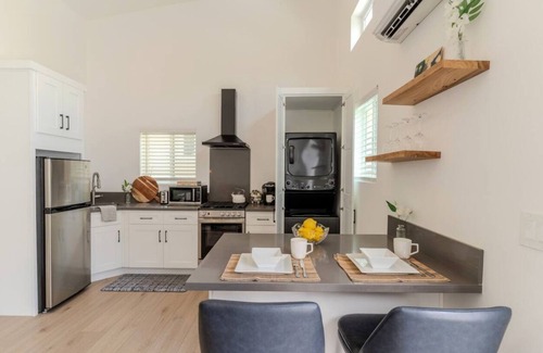 North Hollywood House | Charming 1bd/1b Retreat! W/D, Parking & Cozy Patio