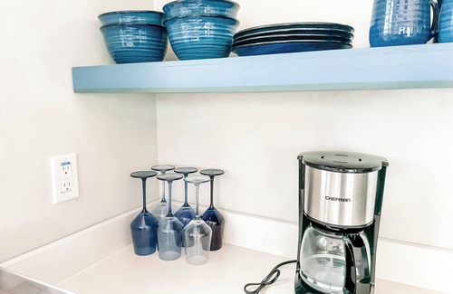 Mud Hole Cottage | Charming 1BD/1BA Cottage with View of Man O' War Harbor, A/C and WiFi