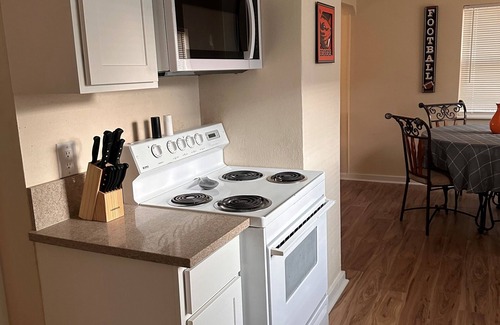 Corvallis House | Charming 1bdm cottage with AC & WiFi in Corvallis - Close to OSU Campus