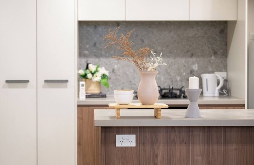 Dickson Apartment | Charming 1BDR Apartment in Dickson with Parking