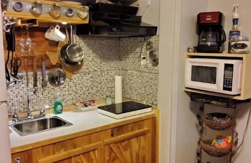 Pharr Condo | Charming 1Bedroom Modern Duplex in Lovely Pharr, Minutes from Expressway