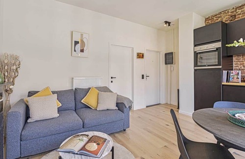 Harmonie Apartment | Charming 1BR apartment @ Trendy south area + Free parking