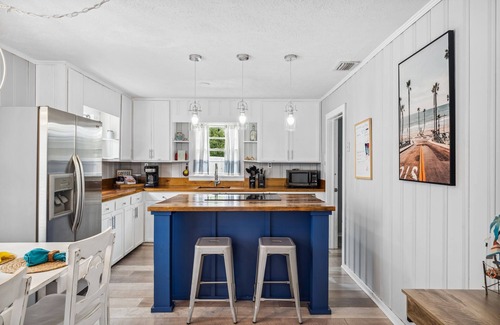 Riviera Beach House | Charming 2-bedroom house in Panama City Beach, Walk to Beach!