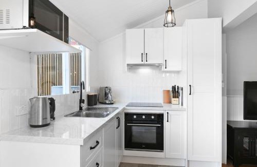 North Hobart House | Charming 2-Bed House in North Hobart