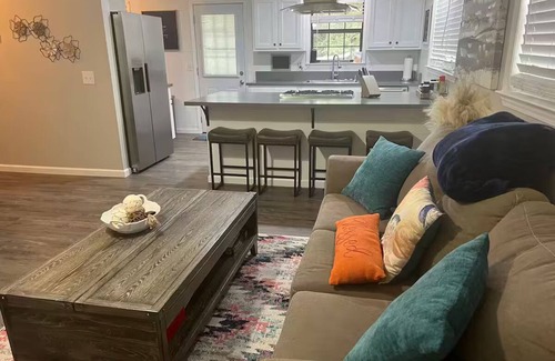 Brunswick House | Charming 2-bed house in the BEAUTIFUL Golden Isles nestled on Blythe Island