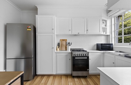 Camberwell Apartment | Charming 2 bed in the Heart of Camberwell