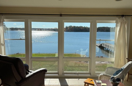 Wellesley Island House | Charming 2-bedroom house in Wellesley Island with WiFi, AC