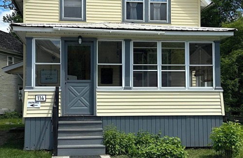 St. Johnsbury Center House | Charming 2-bedroom house in welcoming Saint Johnsbury with WiFi, AC