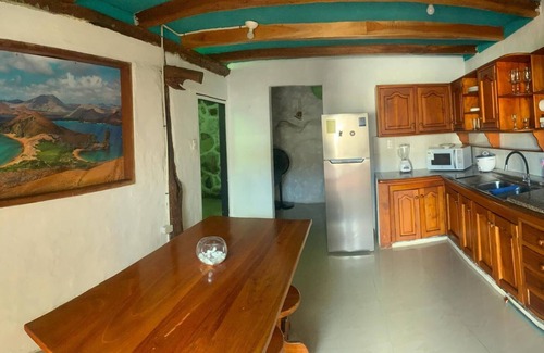 Bahia de la Academia House | Charming 2-bedroom house in marvelous Puerto Ayora with WiFi, AC