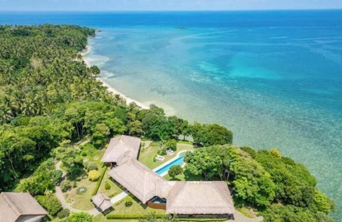 Bulan House | Charming 2-bedroom house Combination of both properties