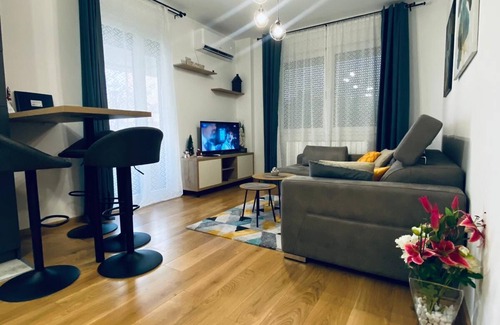 Banja Luka Apartment | Charming 2-bedroom apartment with AC, WiFi in cool Banjaluka