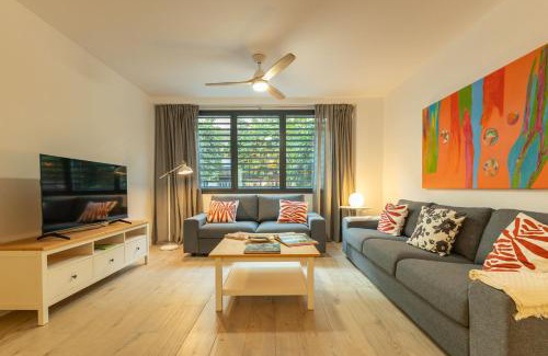 Los Remedios Apartment | Charming 2 Bedroom Apartment by Torre Del Oro By OCityzen