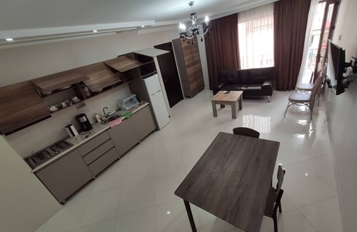 Ureki Apartment | Charming 2-bedroom apartment with WiFi, AC in Ureki