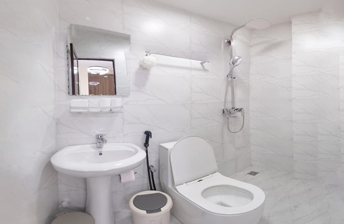 Male Apartment | Charming 2-bedroom apartment with WiFi, AC in soothing Malé