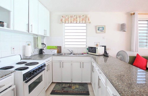 Worthing Apartment | Charming 2 bedroom apt on gorgeous quiet beach - Sea Star 3