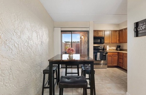 Papago Parkway Condo | Charming 2-bedroom condo with Pools and AC in superb Scottsdale