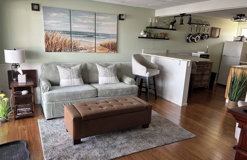 Wells Condo | Charming 2-bedroom condo in lovely Wells with WiFi, AC