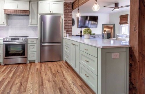 Anderson Cottage | Charming 2-bedroom cottage in downtown Anderson SC.