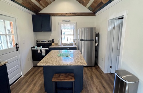 Thurmont Cottage | Charming 2-bedroom cottage near Mount Saint Mary’s College in Thurmont