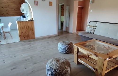 Miskolc-Tapolca Apartment | Charming 2-bedroom, family friend cottage with WiFi and AC in fabulous Miskolc