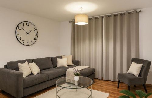 London City Centre Apartment | Charming 2 Bedroom Flat in the Heart of London, 2 Mins to Trafalgar Square!