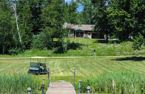 Hackensack House | Charming 2-bedroom house on pristine Baby Lake with WiFi in beautiful Hackensack