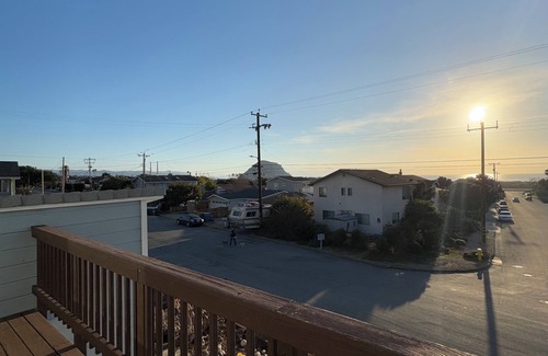 Morro Bay House | Charming 2-bedroom house in tranquil Morro Bay with Ocean View