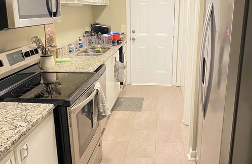 Huntcliff House | Charming 2-bedroom house with AC, WiFi in lovely Columbia