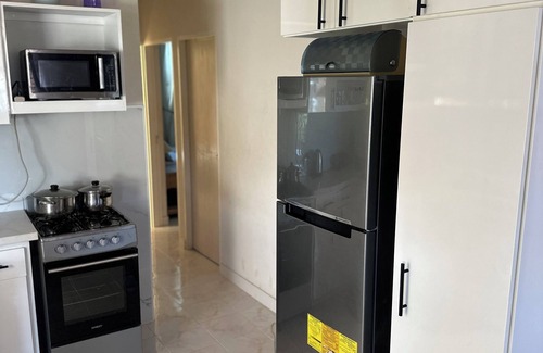 Heywoods Park House | Charming 2-bedroom house on fabulous West Coast with AC, WiFi
