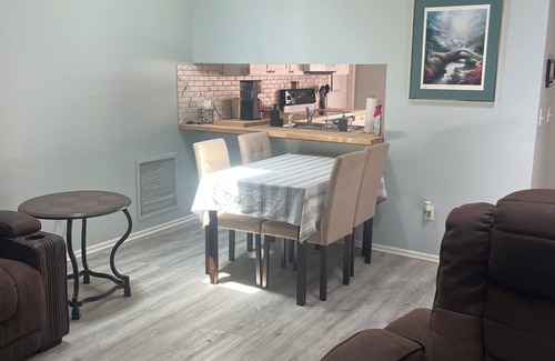 Deltona Lakes House | Charming 2-bedroom house with WiFi, AC in fabulous Deltona , Florida