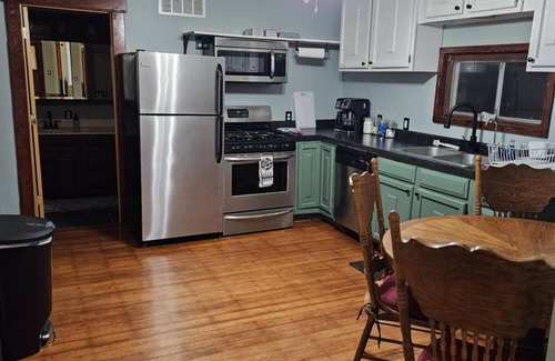 Haigler House | Charming 2-bedroom house with WiFi, AC in delightful Haigler