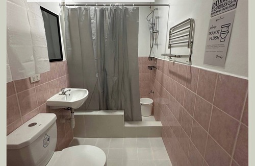 Baguio House | Charming 2-bedroom house in lovely Baguio City with WiFi