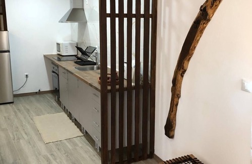 Braganca House | Charming 2-bedroom house with AC and WiFi in lovely Rabal