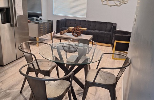 Azusa House | Charming 2-bedroom house in Azusa with WiFi and AC