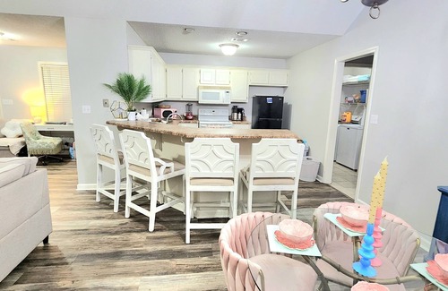 Royal Oaks House | Charming 2-bedroom house in Oxford, MS