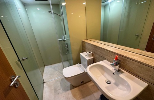 Golden Triangle Apartment | Charming 2-bedroom apartment in delightful Kuala Lumpur with AC, WiFi