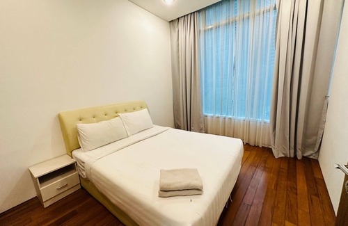 Golden Triangle Apartment | Charming 2-bedroom apartment in delightful Kuala Lumpur with AC, WiFi