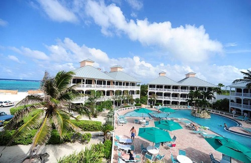 Colliers Bay House | Charming 2-bedroom ocean front townhome