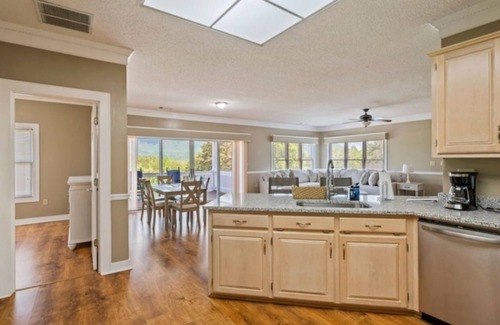 Ellijay Resort | Charming 2-bedroom resort, Amazing mountain view with pool and golf access