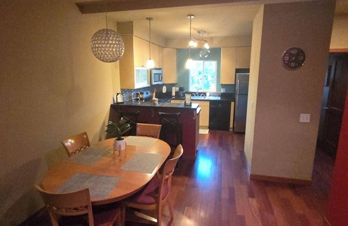 Dunlap House | Charming 2-bedroom townhome with WiFi, AC in enchanting Seattle